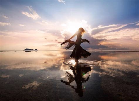  Batu Ngawi: Tesoro del Tiempo y Danzas de la Naturaleza!